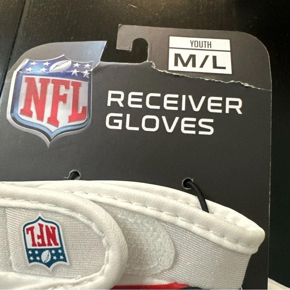 NFL Youth Receiver Gloves - White and Red